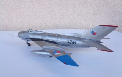 Aero S-105(Mig-19S) 1/72 KP